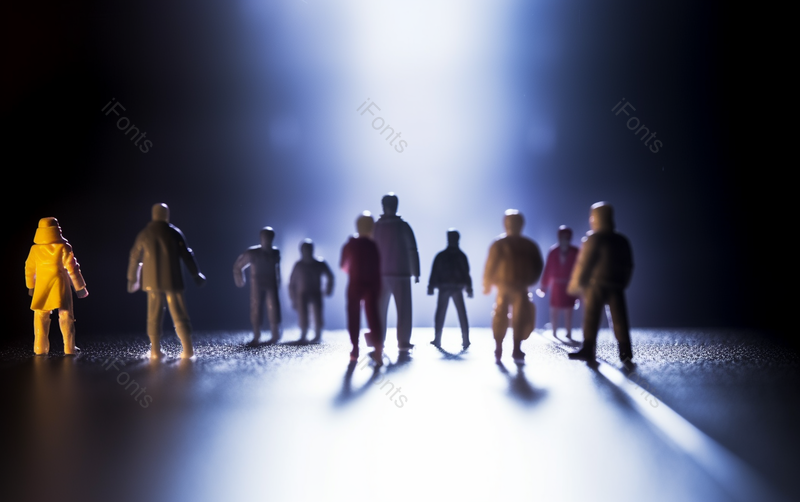 防疫医务工作者和人群逆行意味黑暗中的光亮的手办模型,高清,摄影图,摄影图片,图片大全,摄影图免费下载